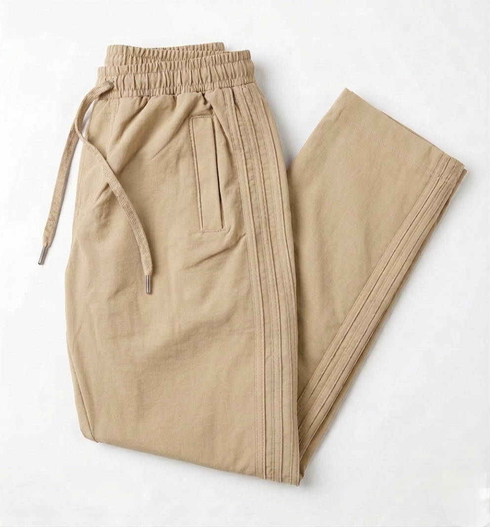 Men's straight-leg pant with side panel