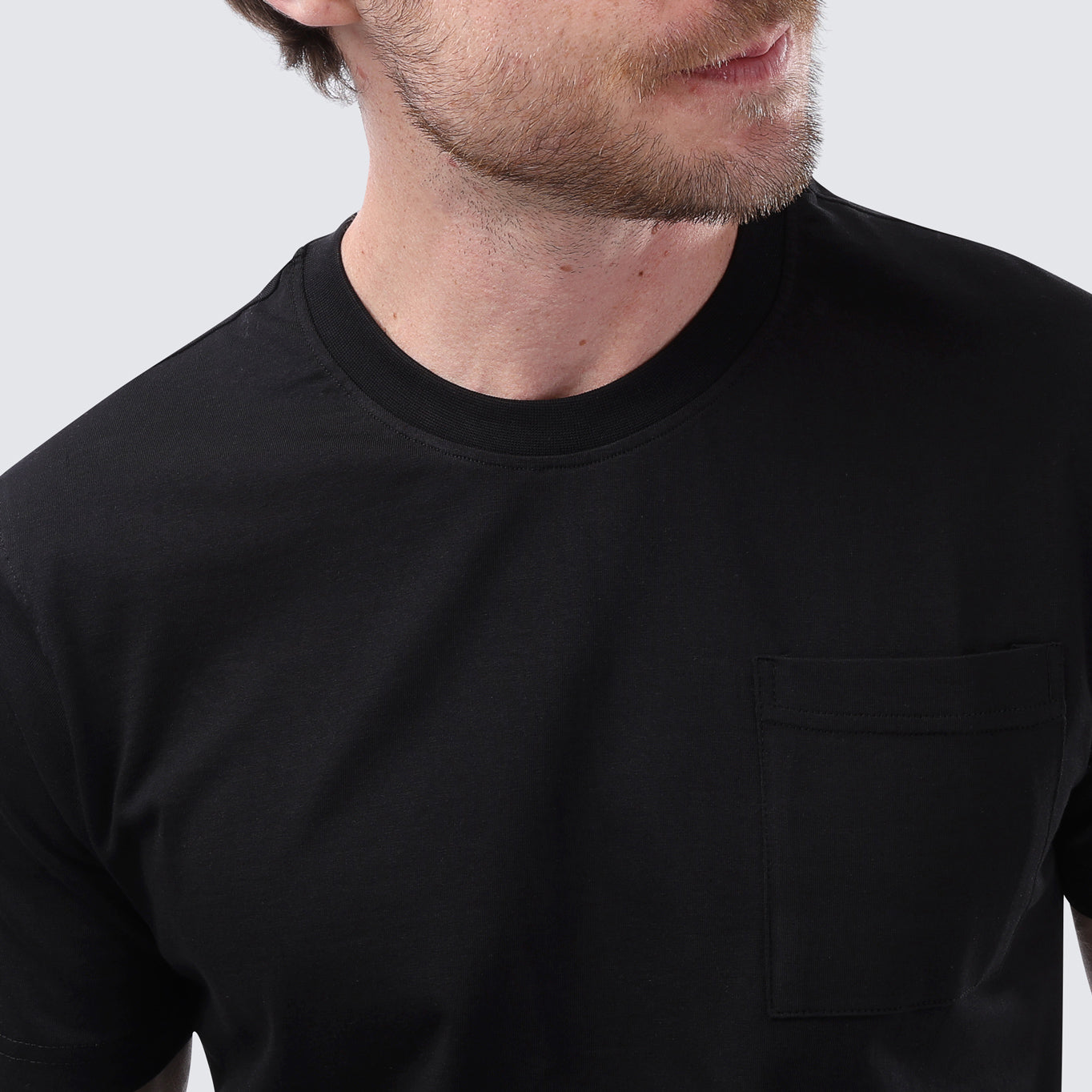 T-Shirt Round Pocket