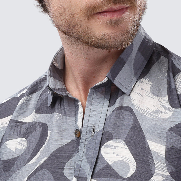 Huawie Half-Sleeve Shirt